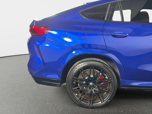 Used 2025 BMW X6 M Competition image 18