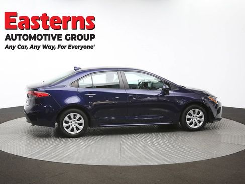 Used 2022 Toyota Corolla LE image 44