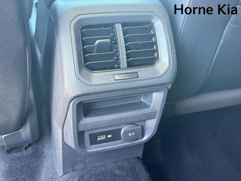 Used 2020 Volkswagen Tiguan SE w/ Panoramic Sunroof Package FWD image 27