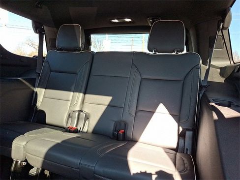 Used 2023 Chevrolet Tahoe Premier image 9