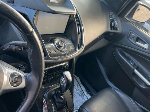 Used 2015 Ford Escape Titanium FWD image 10