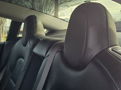 Used 2018 Tesla Model 3 Mid Range image 23