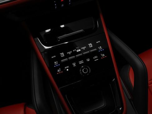 Certified 2026 Porsche Cayenne E-Hybrid AWD/4WD image 36