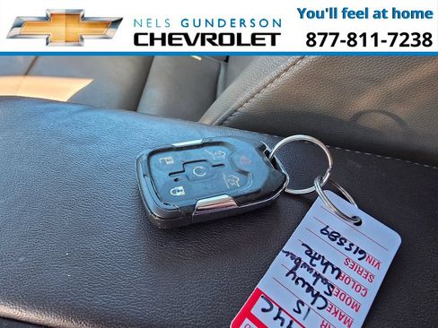 Used 2015 Chevrolet Suburban LTZ AWD/4WD image 16