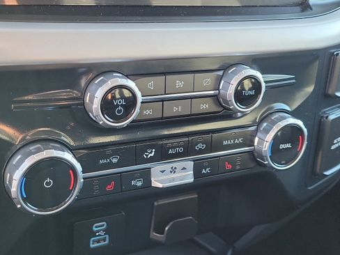 Used 2023 Ford F150 XLT w/ Equipment Group 302A High image 30