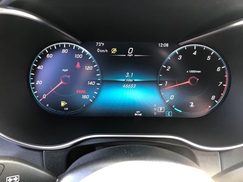 Used 2022 Mercedes-Benz GLC 300 4MATIC w/ Premium Package Lite image 21