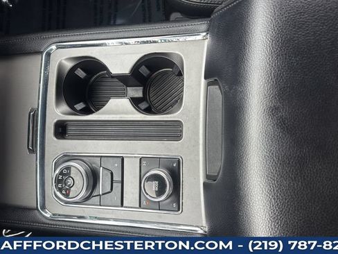 Used 2019 Ford Expedition XLT w/ Equipment Group 202A AWD/4WD image 20