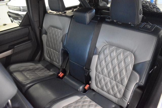 Used 2023 Ford Bronco Outer Banks AWD/4WD image 7