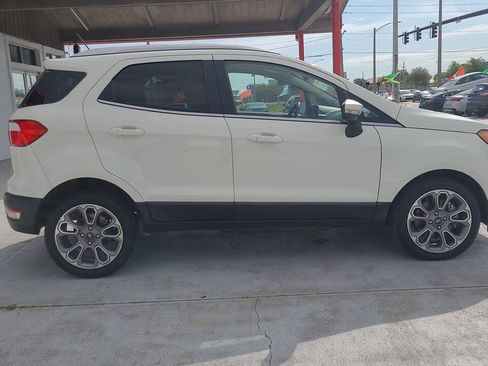 Used 2019 Ford EcoSport Titanium FWD image 9