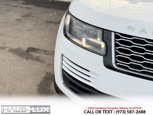 Used 2018 Land Rover Range Rover HSE image 9