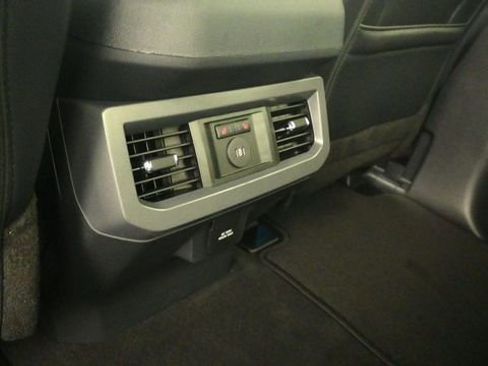 New 2026 Ford F250 4x4 Crew Cab Super Duty image 13