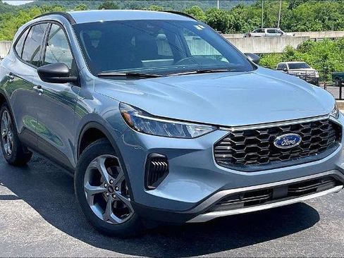 Certified 2025 Ford Escape ST-Line w/ Equipment Group 301A FWD image 2