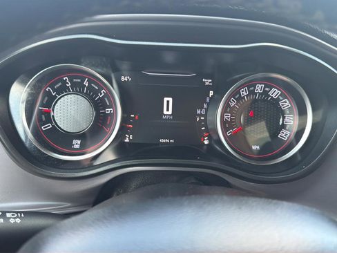 Used 2023 Dodge Challenger SXT image 20