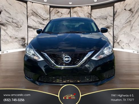 Used 2019 Nissan Sentra S FWD image 2