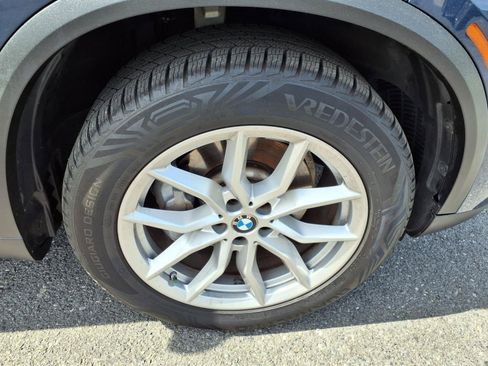 Used 2021 BMW X5 xDrive40i w/ Convenience Package AWD/4WD image 13