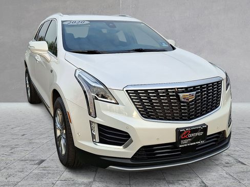 Used 2020 Cadillac XT5 Premium Luxury image 2