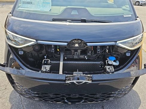 New 2025 Volkswagen ID. Buzz Pro S image 31