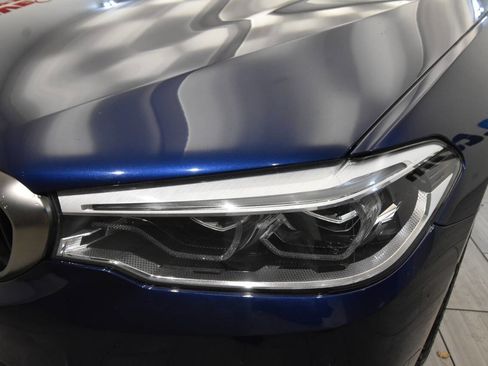Used 2019 BMW M550i xDrive M550i xDrive AWD 4dr Sedan image 9