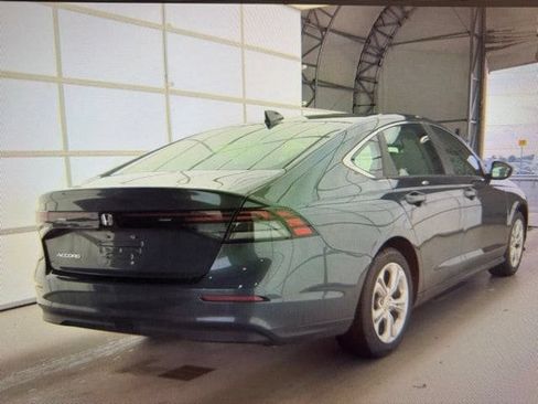 Used 2025 Honda Accord LX image 4