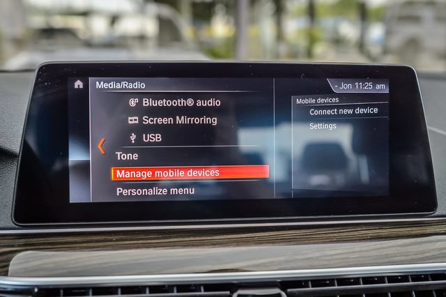 Used 2019 BMW 530i w/ Convenience Package RWD image 22