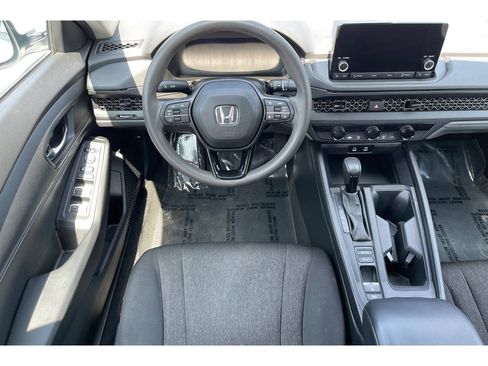 Certified 2023 Honda Accord LX image 16