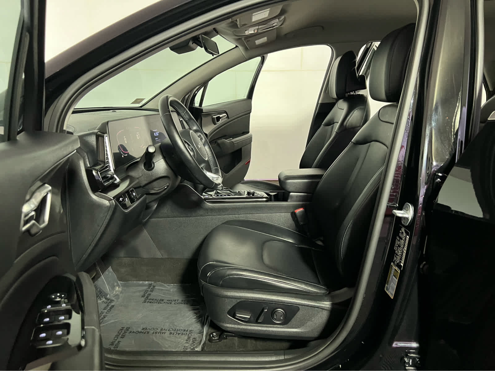 Used 2023 Kia Sportage EX AWD/4WD image 19