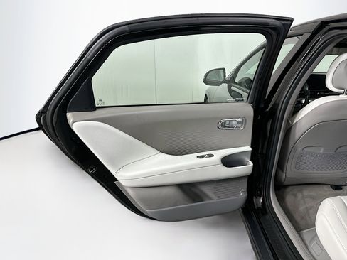 Used 2024 Hyundai Ioniq 6 SEL image 27