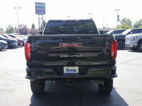Certified 2020 GMC Sierra 2500 Denali image 5