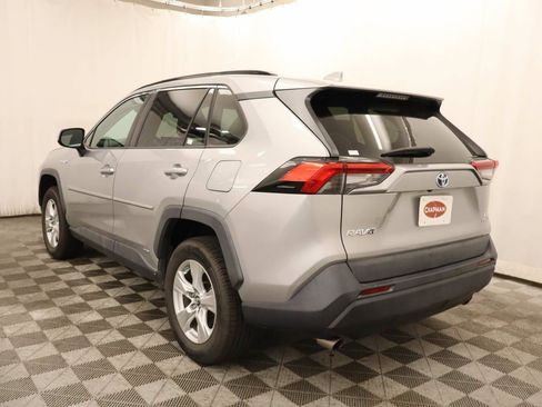 Used 2020 Toyota RAV4 LE w/ All Weather Liner Package AWD/4WD image 3