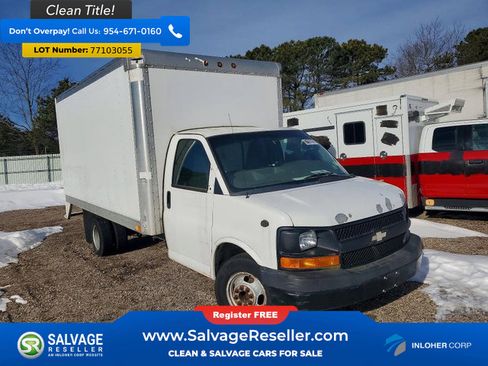 Used 2012 Chevrolet Express 3500 Extended RWD image 5
