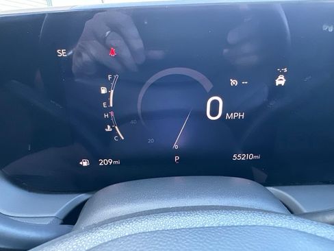 Used 2024 Buick Encore GX Sport Touring FWD image 20