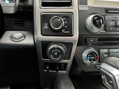 Used 2018 Ford F150 Platinum w/ Technology Package image 16