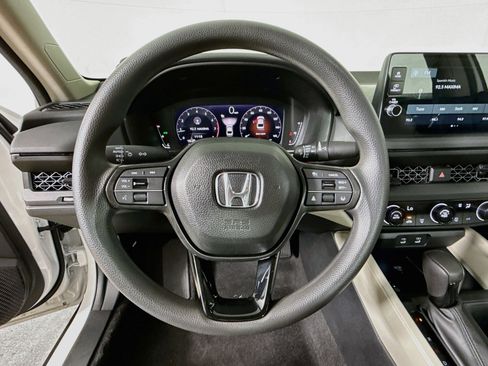 Used 2026 Honda Accord LX image 9