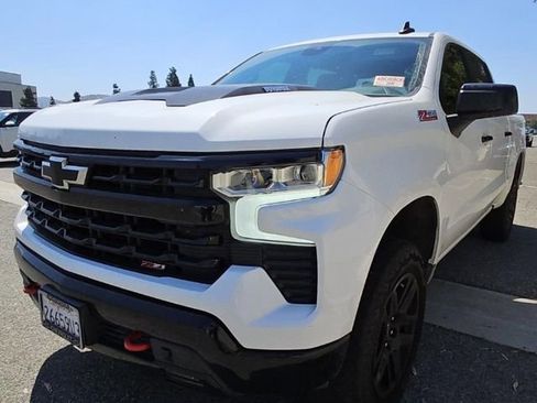 Used 2023 Chevrolet Silverado 1500 LT Trail Boss AWD/4WD image 3