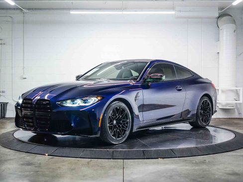 Used 2024 BMW M4 Competition w/ Executive Package image 3