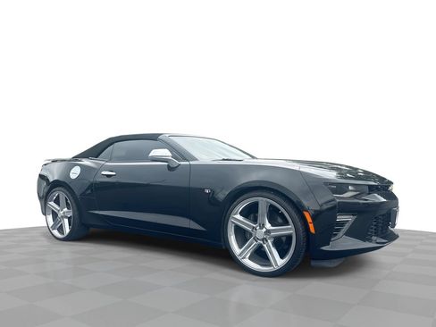 Used 2017 Chevrolet Camaro SS RWD image 1