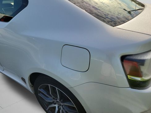 Used 2015 Scion tC FWD image 26