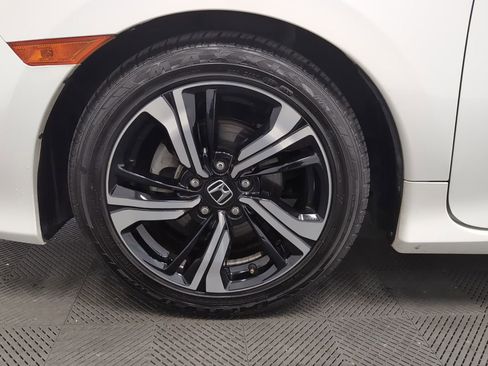 Used 2016 Honda Civic Touring image 28