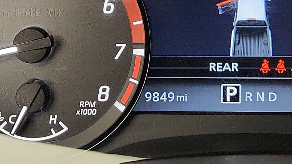 Used 2025 Nissan Frontier PRO-4X w/ Interior Protection Package AWD/4WD image 15