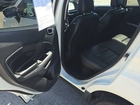 Used 2020 Ford EcoSport Titanium FWD image 22