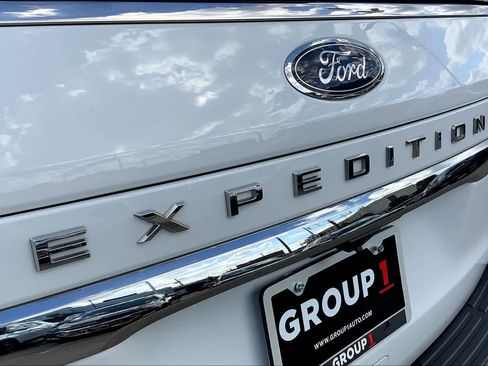 Used 2024 Ford Expedition Max Limited image 30