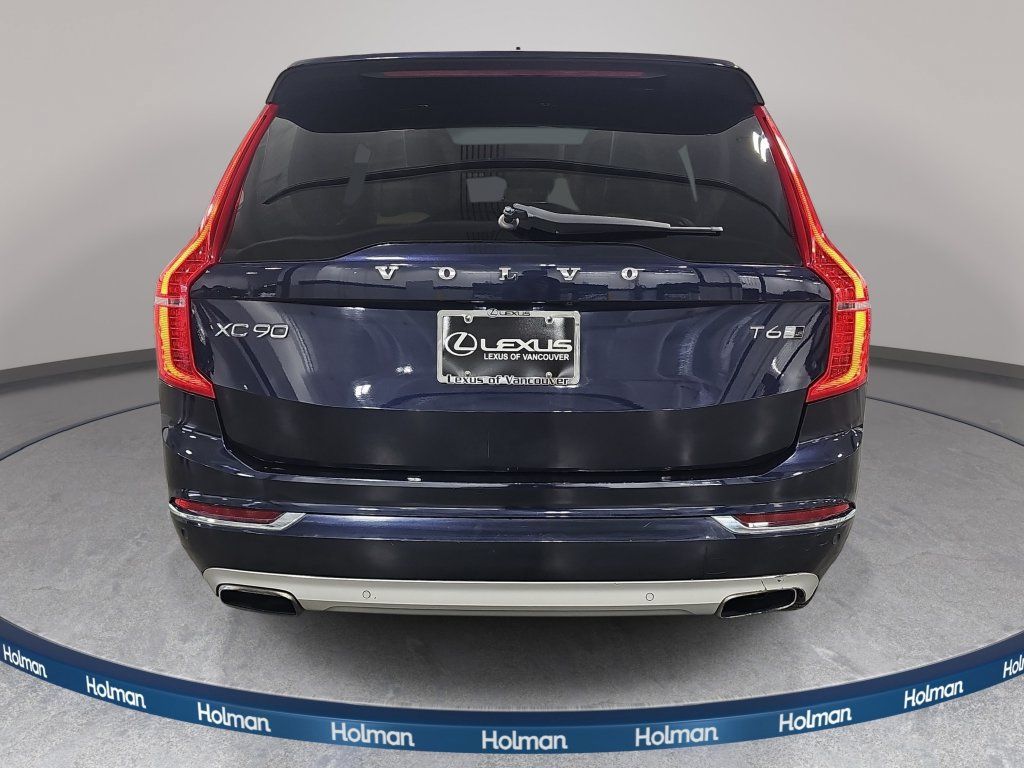 Used 2017 Volvo XC90 T6 Inscription w/ Vision Package AWD/4WD image 7