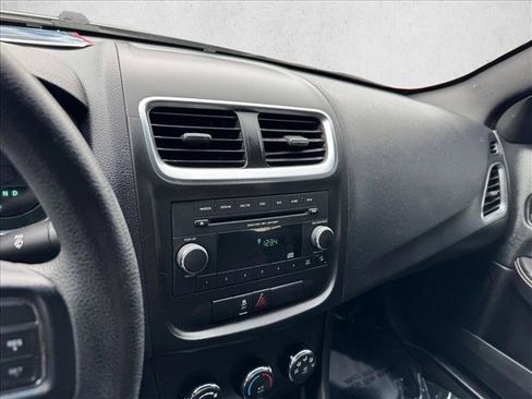 Used 2014 Dodge Avenger SE FWD image 13