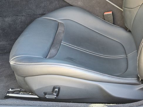 Used 2022 Ferrari Roma image 27