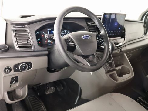 Used 2023 Ford Transit 350 XLT image 2