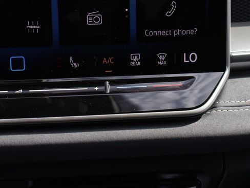 New 2026 Volkswagen Tiguan SE AWD/4WD image 29