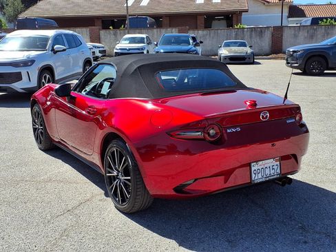 Used 2024 MAZDA MX-5 Miata Grand Touring RWD image 4