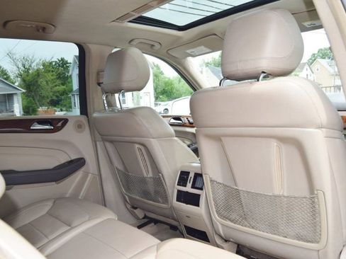 Used 2013 Mercedes-Benz ML 350 4MATIC image 35