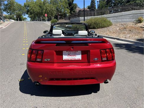 Used 1999 Ford Mustang GT RWD image 10