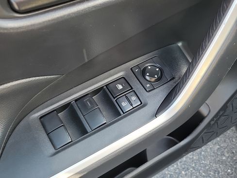 Used 2023 Toyota RAV4 LE image 19